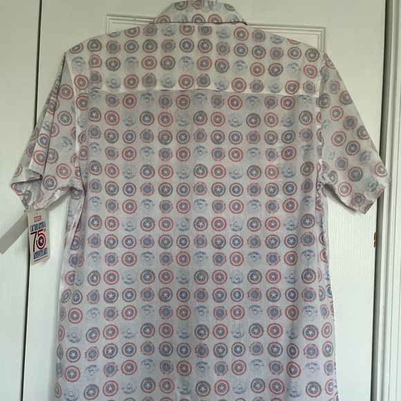 NEW Captain America Button Down Shirt - Picture 2 of 8